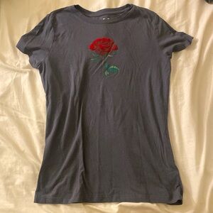 rose t-shirt